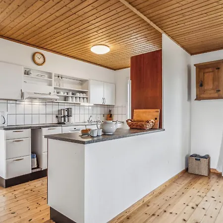 Gorgeous In With Kitchen Laeso