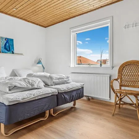 Hébergement de vacances Gorgeous In With Kitchen *