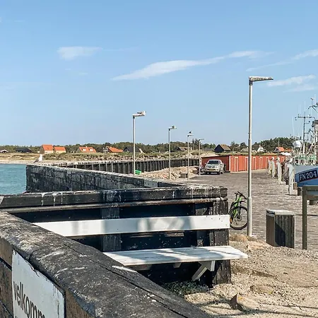 Gorgeous In With Kitchen