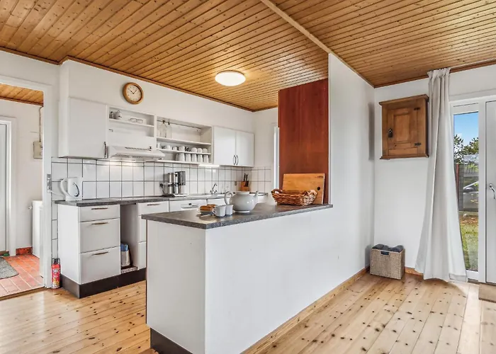 Gorgeous In With Kitchen Laeso